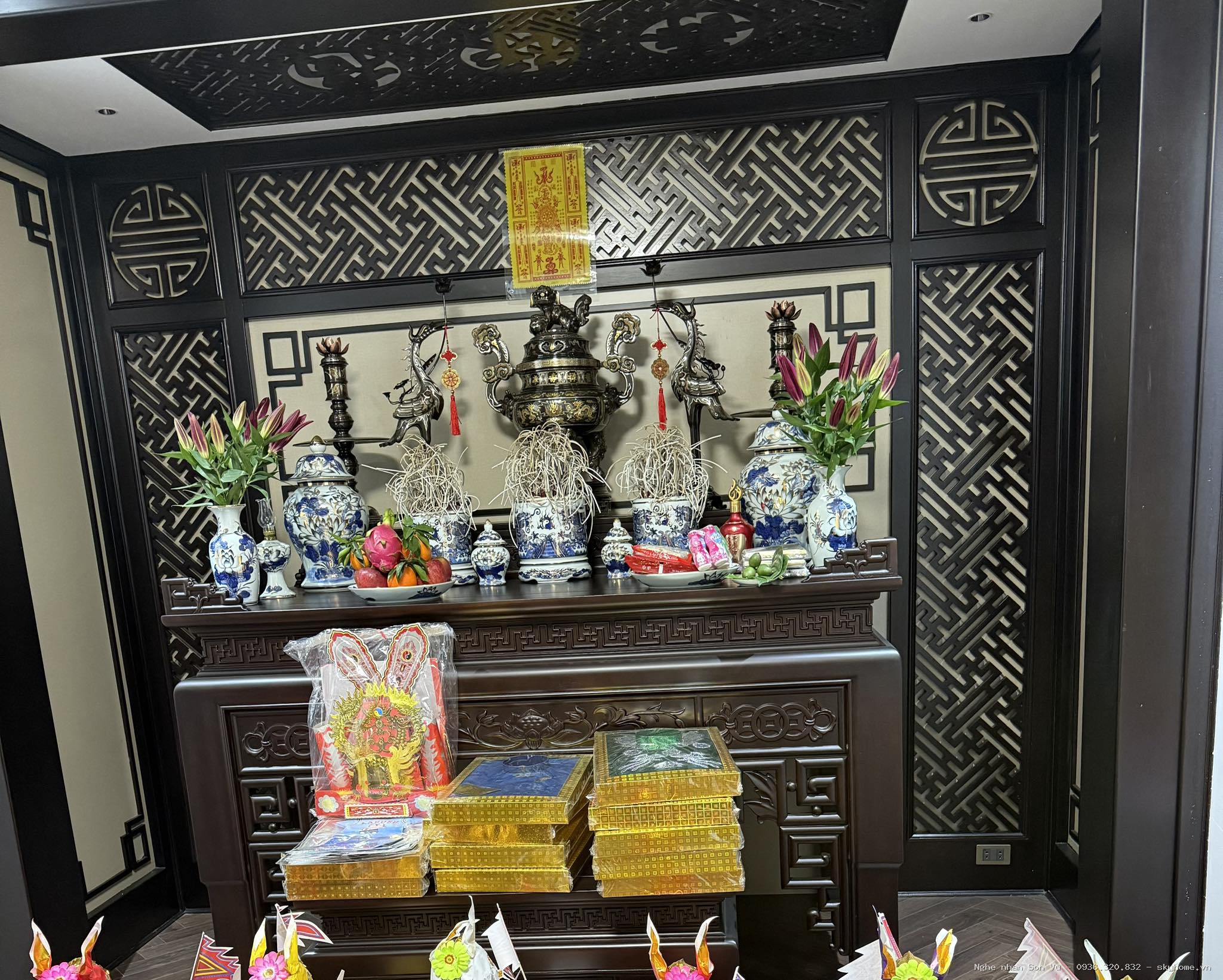 Phòng thờ Gia Tiên tứ tự “Uống Nước Nhớ Nguồn” - Chế tác bởi Nghệ nhân Sơn Vũ